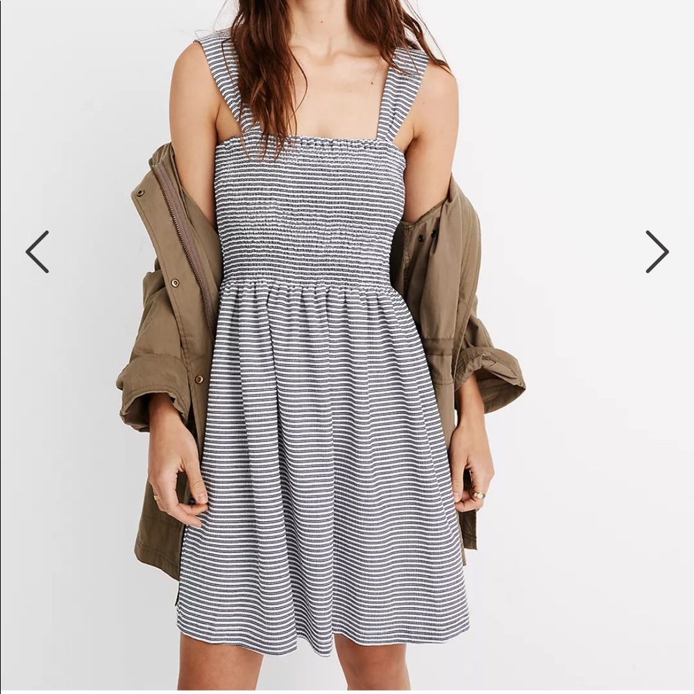 Madewell Texture & Thread Smocked Dress in Stripe - small